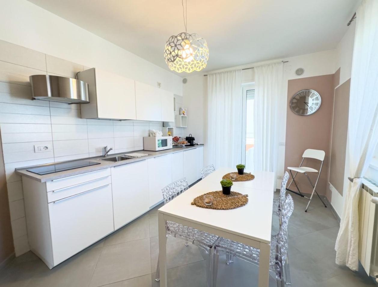 B&B Alla Niviera Adelfia Exteriör bild